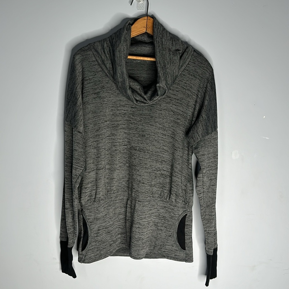 ATHLETA Gray Funnel Cowl Neck Long Sleeve Thumb Holes Kangaroo Pockets Size S